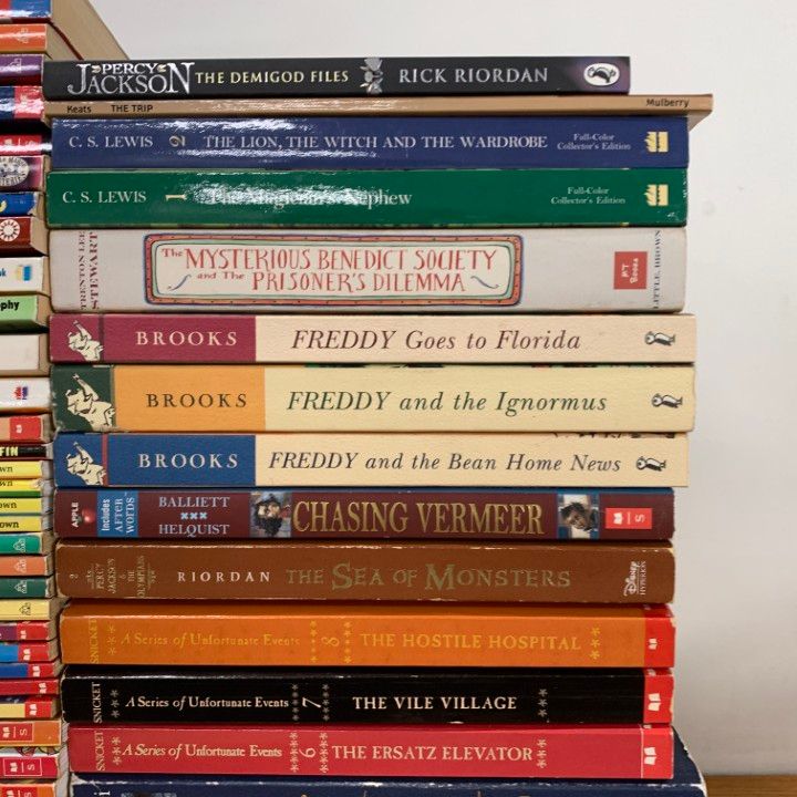 □01)【1点限り!】児童書など洋書 まとめ売り約65冊大量セット/本/小説