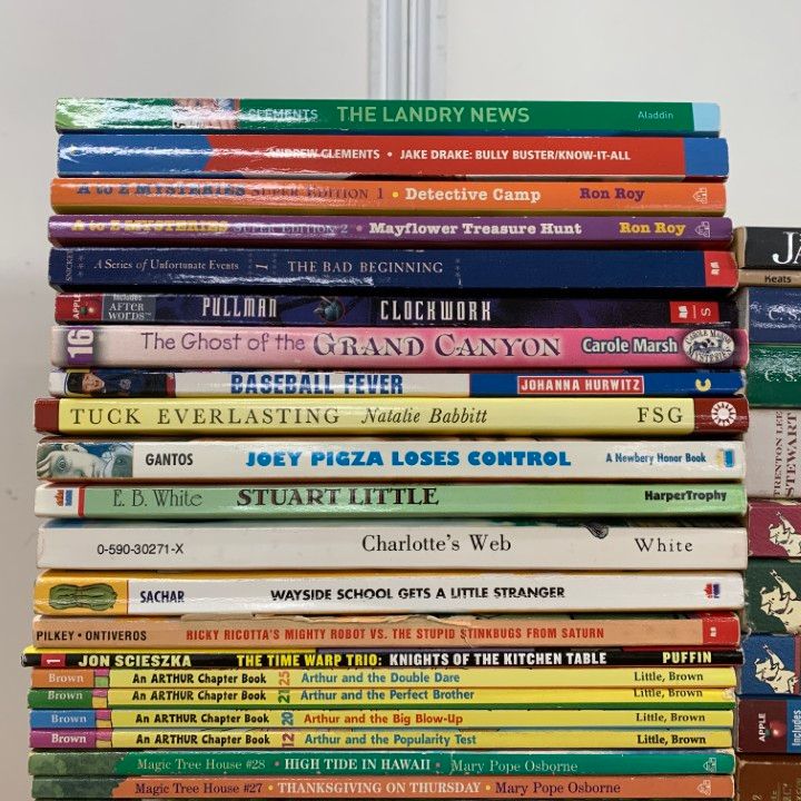 □01)【1点限り!】児童書など洋書 まとめ売り約65冊大量セット/本/小説