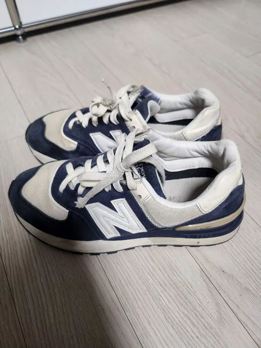 ニュー ンス 574 レガシー ネイビー アンゴラ