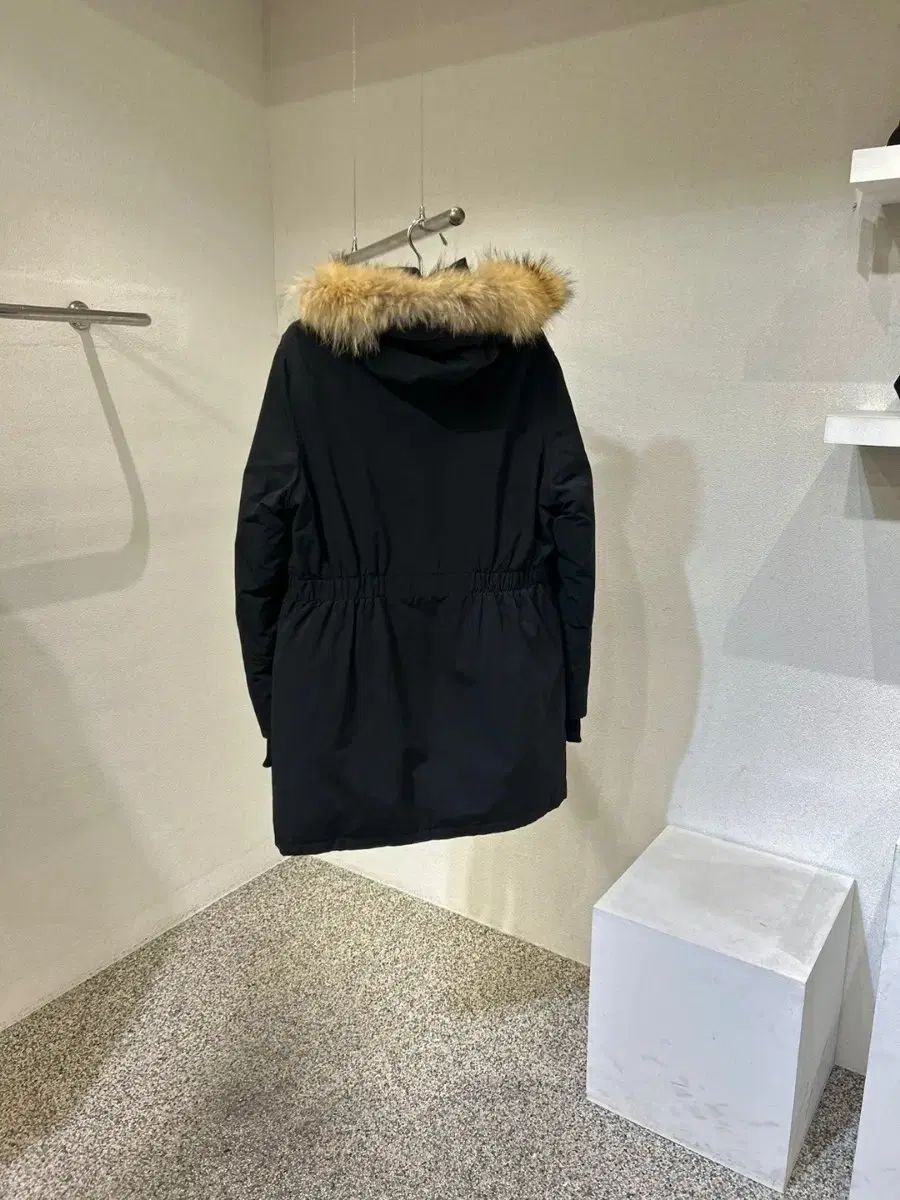 Canada Goose カナダグース ダウン