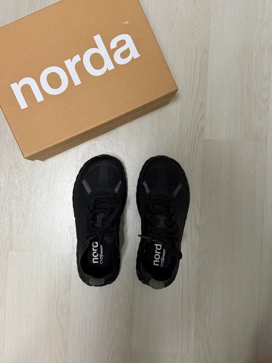 norda ノダ 001 A STEALTH ステルス ブラック 240