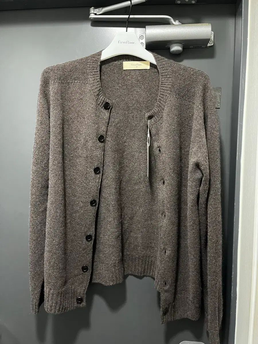 ファーストフロア アルパカ カーディガン アッシュブラウン 48