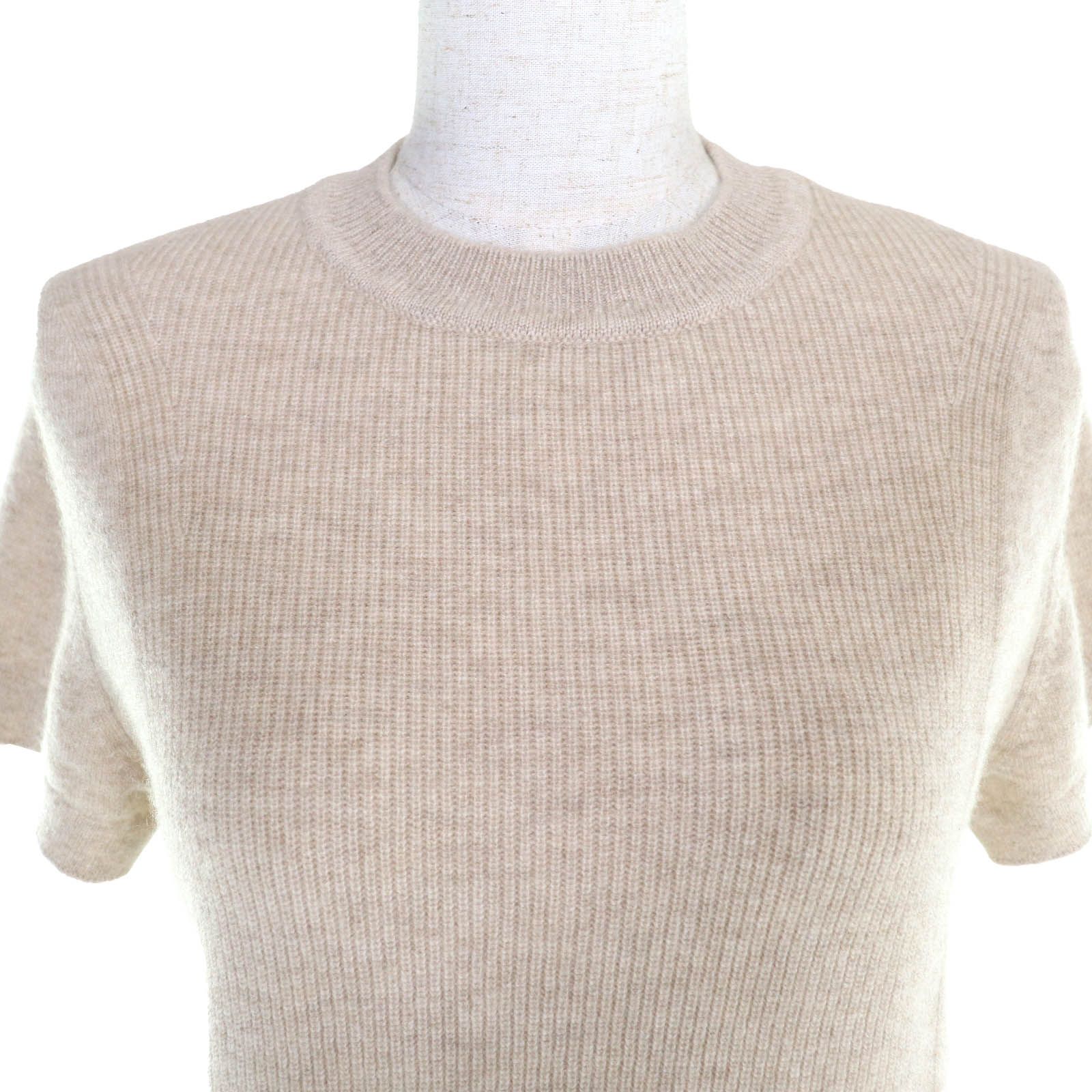 極美△HERMES エルメス 24SS 4E2600D1 カシミヤ100% サークルロゴ クルーネック 半袖ニット ライトベージュ 38 英国製 正規品 レディース 極美品△HERMES エルメス 24SS 4E2600D1 カシミヤ100％ サークルロゴ