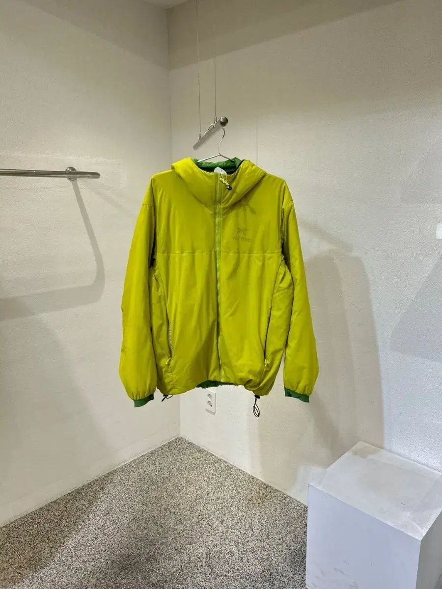 ARC TERYX アークテリクス Atom アトムフーディージャケット