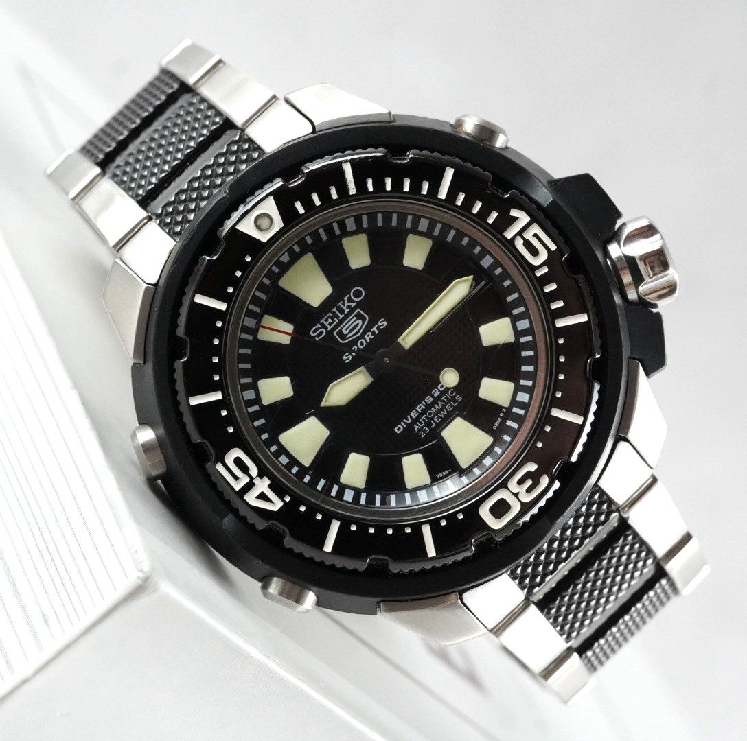 SEIKO 5 SPORTS セイコー5 スポーツ ダイバーズ 200m 自動巻き 