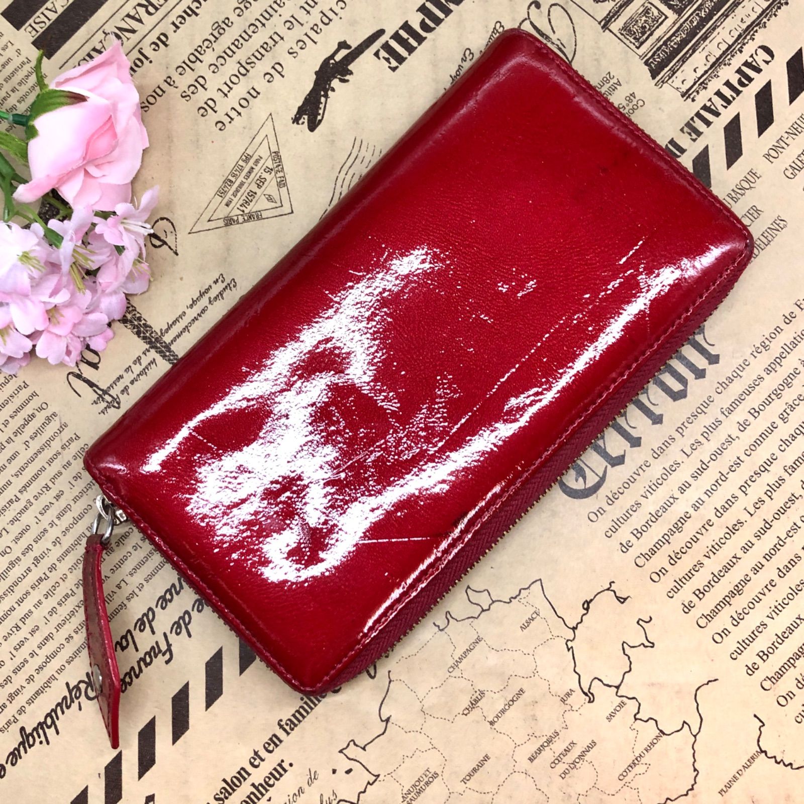 ヴィヴィアンウエストウッド 長財布 オーブ ラウンド 赤 カード FX226