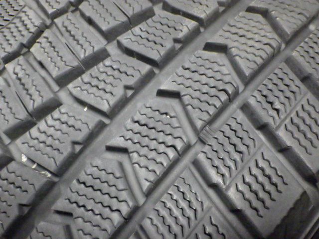  SR 272 造 約8部山 DUNLOP WM 02 215 50 R 17 4本 12インチ以下 スタッドレス