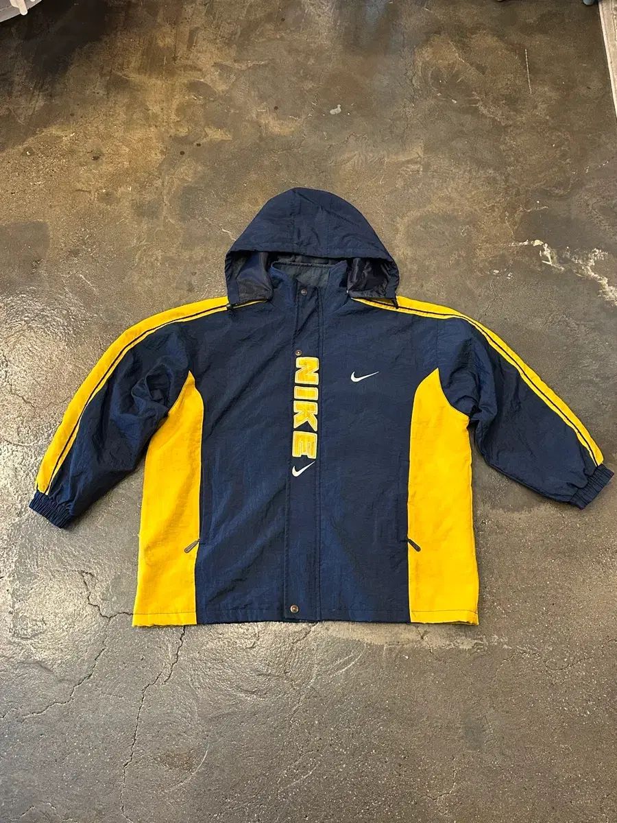 90 s オールド NIKE ウィンドブレーカー kids 12