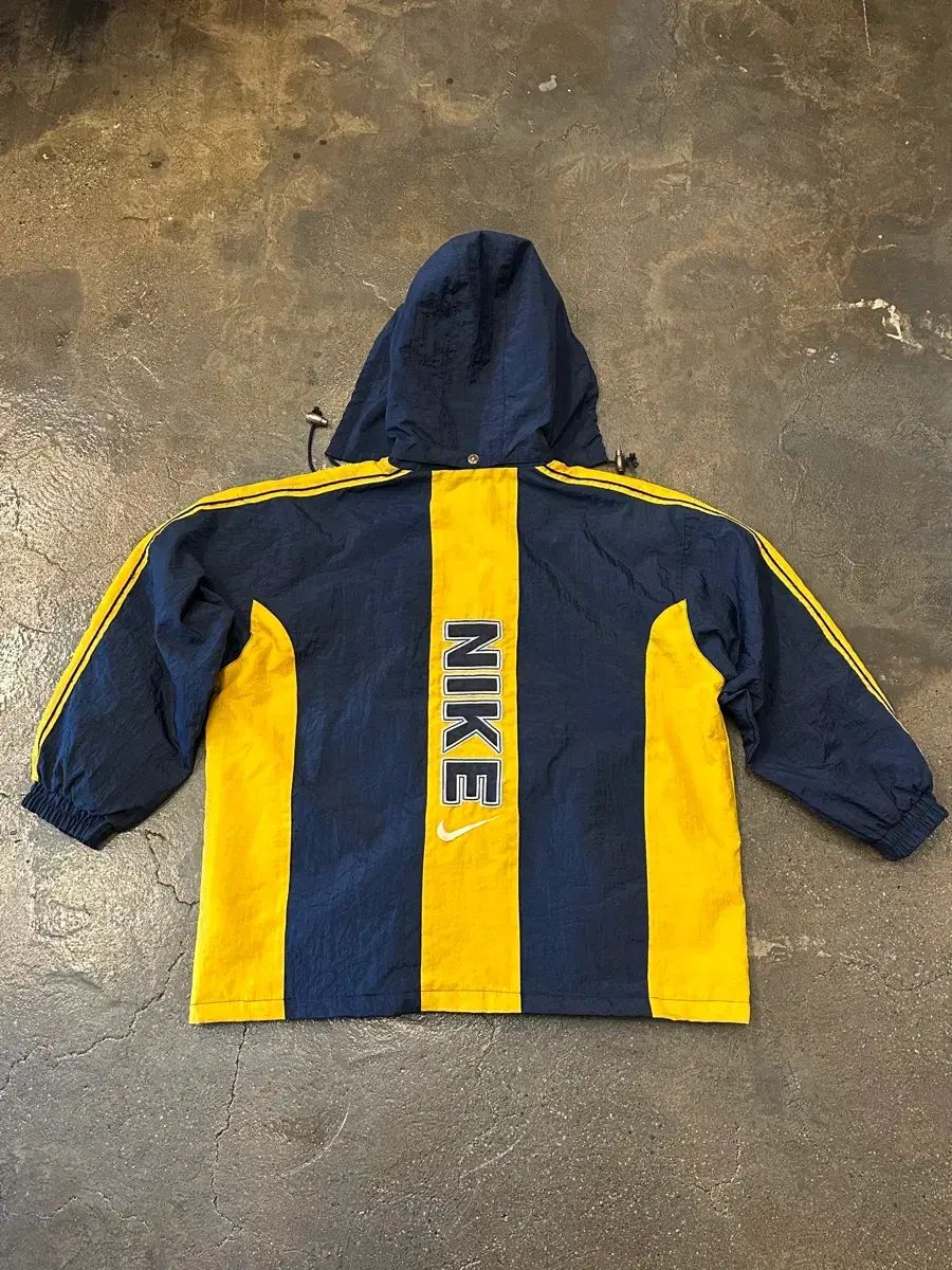 90 s オールド NIKE ウィンドブレーカー kids 12