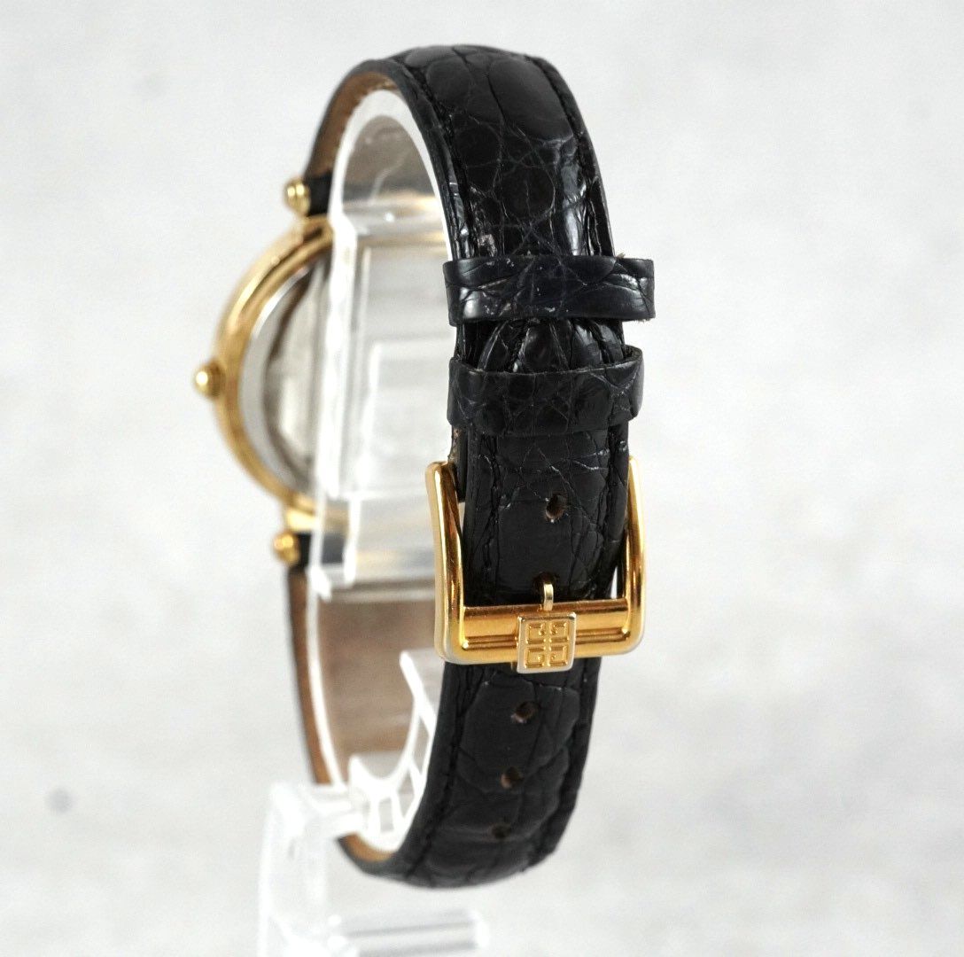 腕時計 黒文字盤