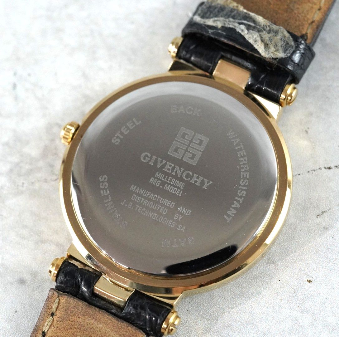 新品電池交換済】 GIVENCHY PARIS ジバンシー Swiss Made Quartz