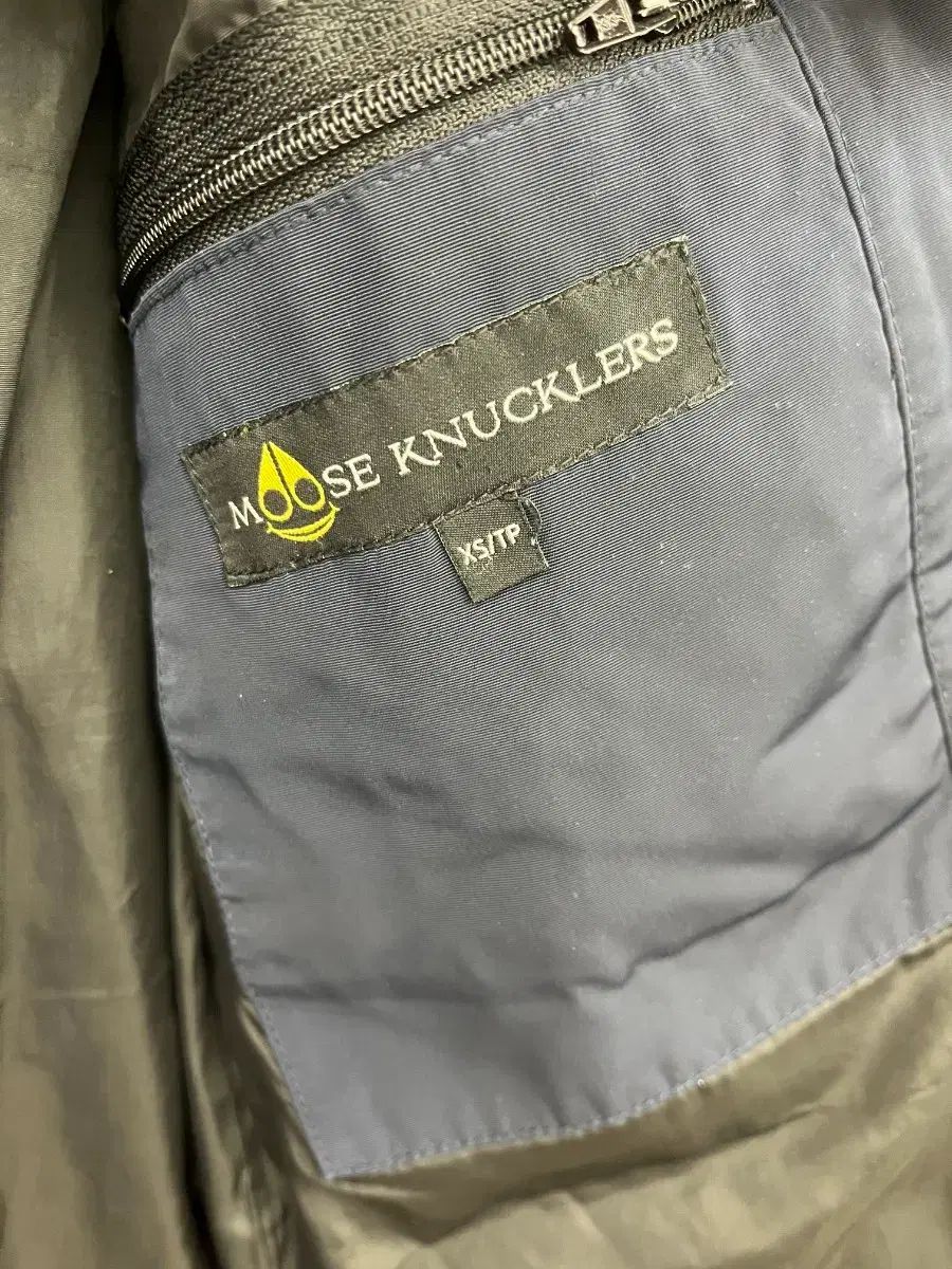 ムースナックルズ