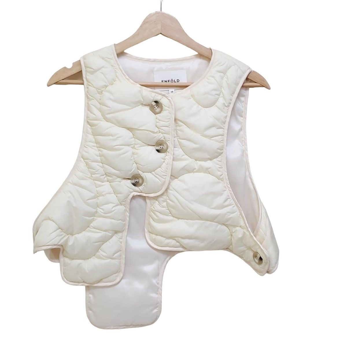 ENFOLD エンフォルド ベスト サイズ38 M レディース アイボリー キルティング 中綿 アシンメトリー