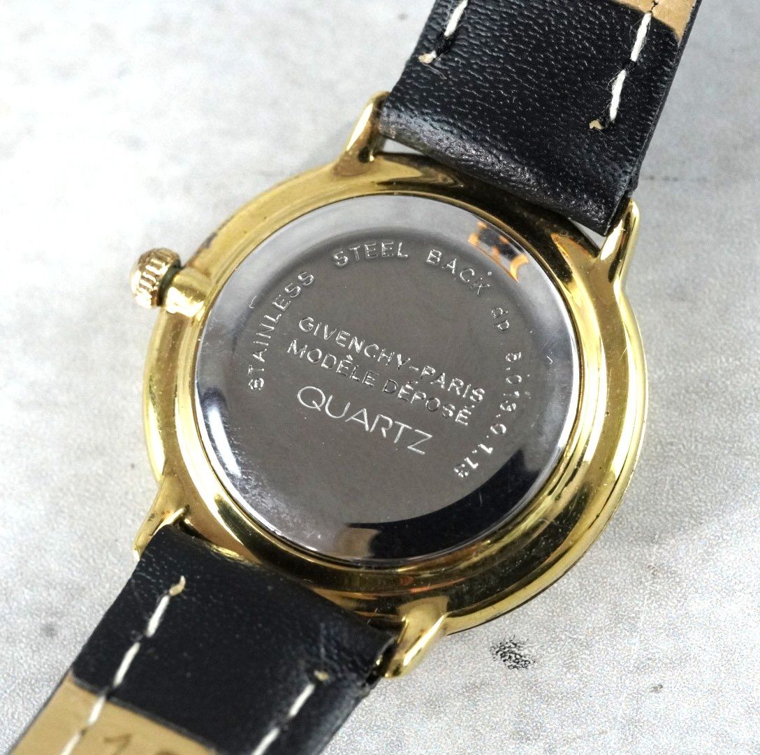 GIVENCHY PARIS ジバンシー Swiss Made スイス製 Quartz クォーツ