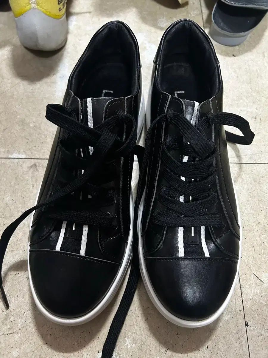 NIKE ナイキ　ゴルフシューズ　27.5cm 瑞】般若純一郎 銅製 葵紋 宝船 縁起物 置物 重さ：約4kg