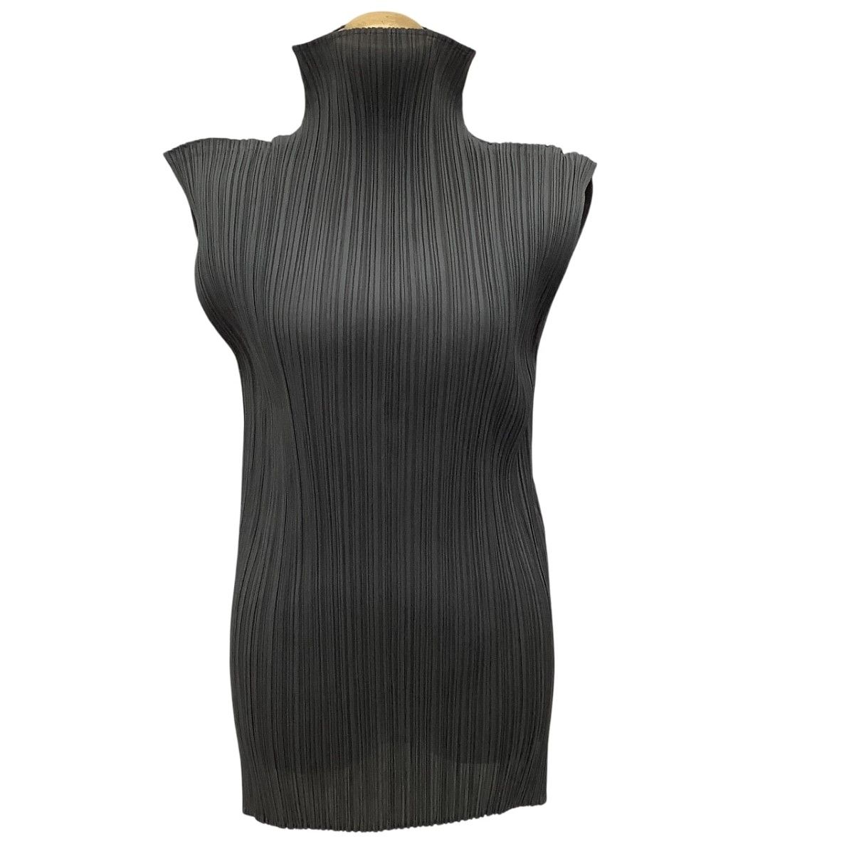 ISSEY MIYAKE イッセイミヤケ PLEATS PLEASE ノースリーブカットソー