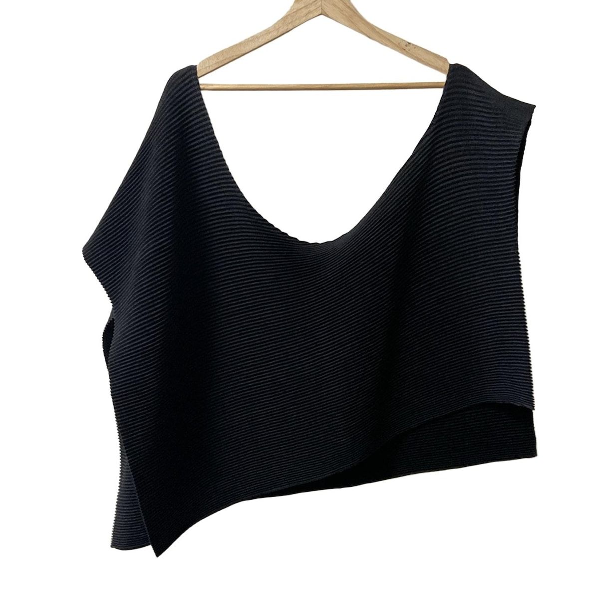 スペッチオ ベスト サイズ40 M レディース - 黒 プリーツ 変形デザイン