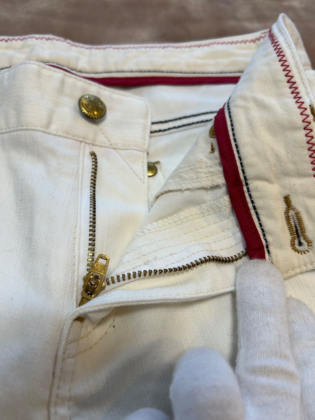 500円レディースジーンズホワイトデニム