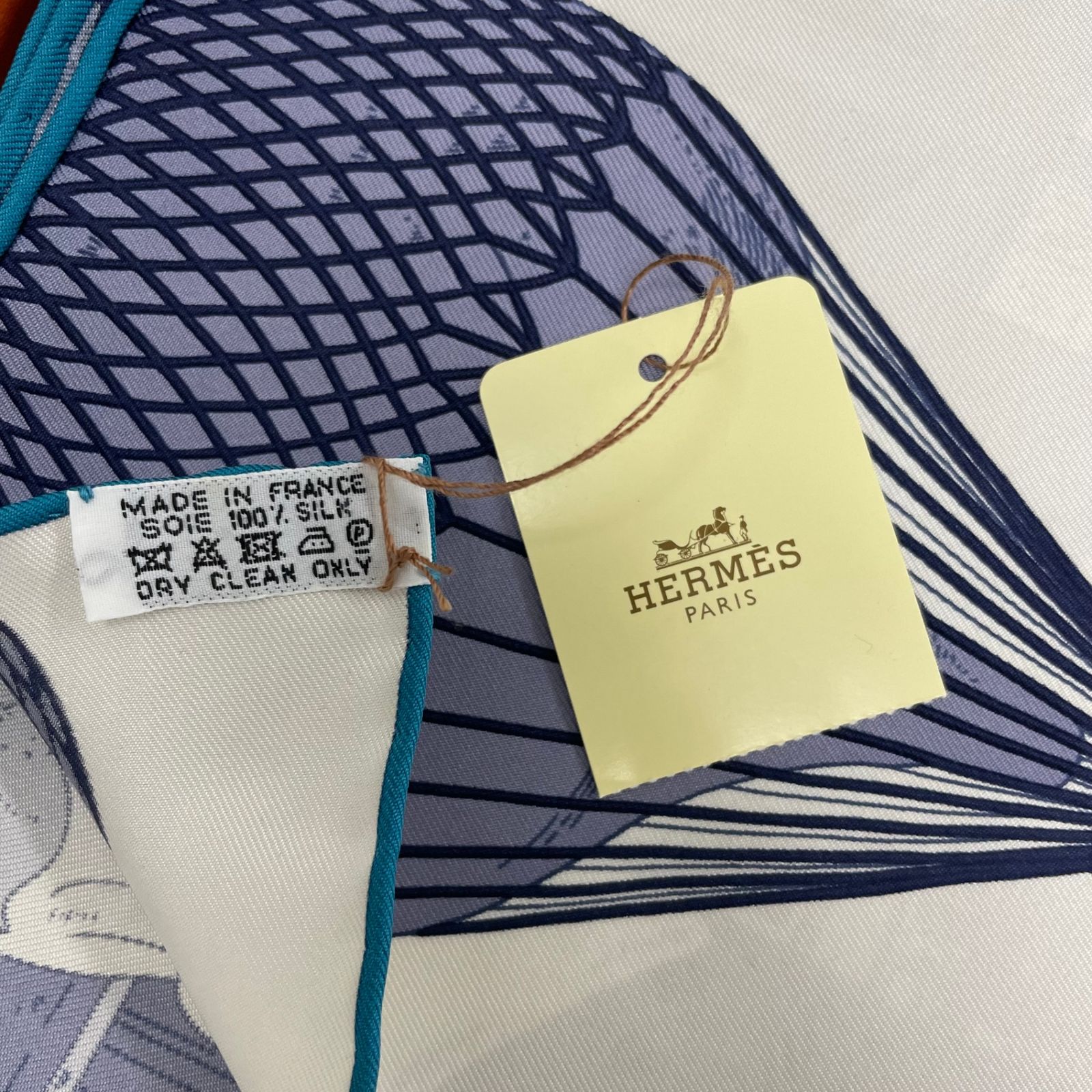 レア 希少 未使用品 HERMES エルメス カレ90 スカーフ シルク