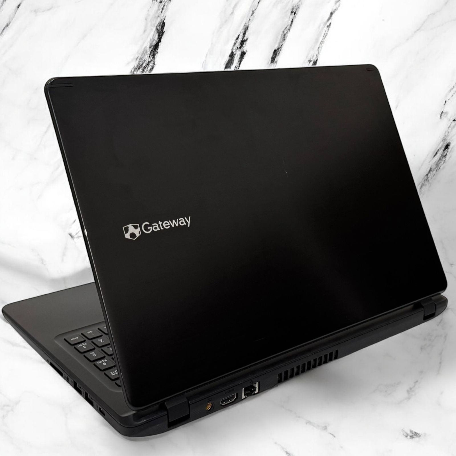 緊急入荷❗️】Windows11正規対応 薄型 ノートパソコン 第8世代i5 新品