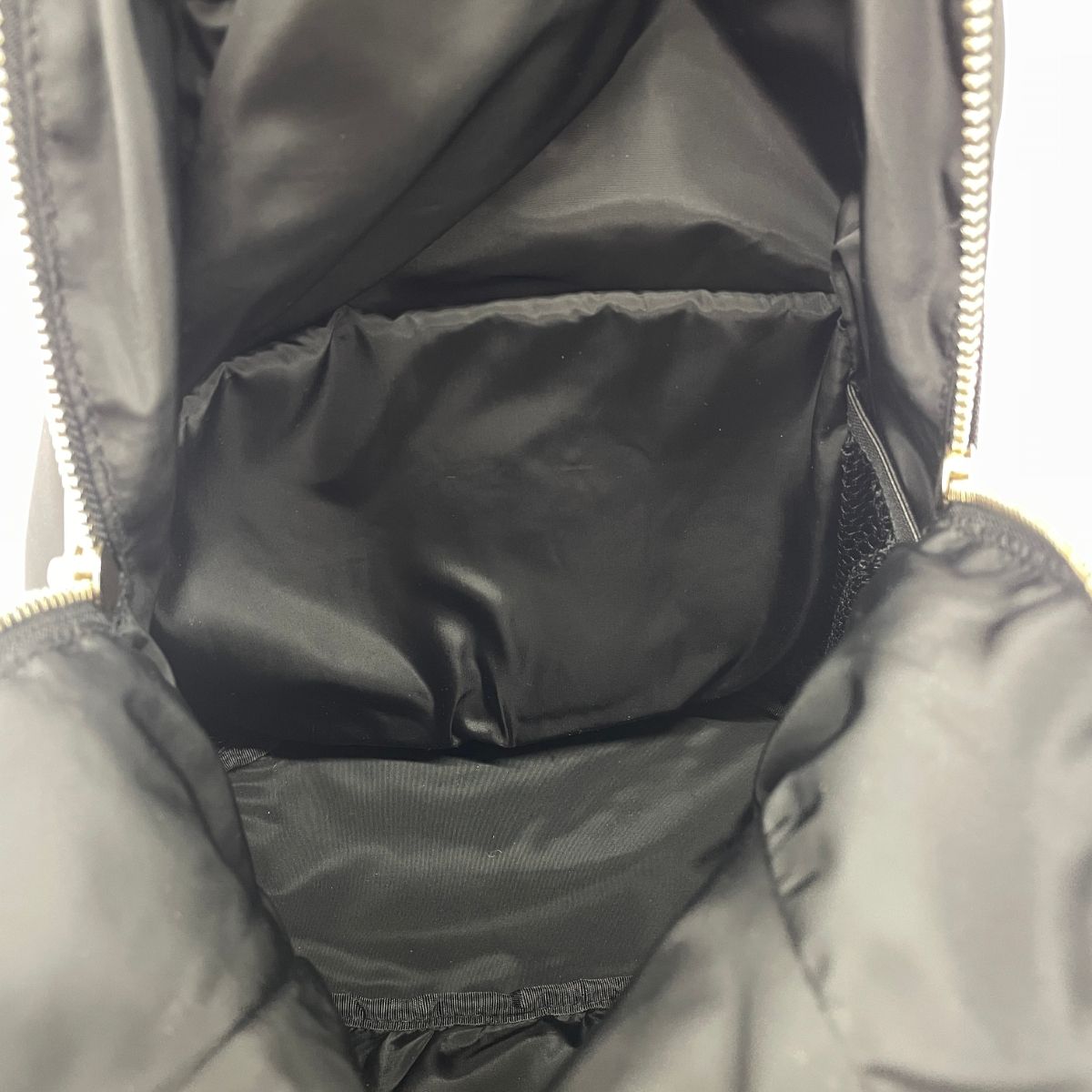 アンテプリマ ミスト リュック リボン ナイロン ブラック ANTEPRIMA バックパックをフェミニンに着こなそう｜【公式】アンテプリマ