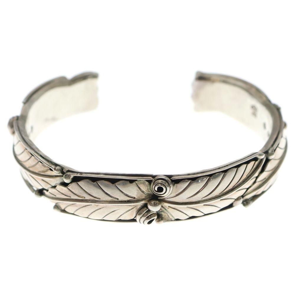 INDIAN JEWELRY (インディアンジュエリー) E. Delgarito作 ナバホ族 リーフ バングル シルバー