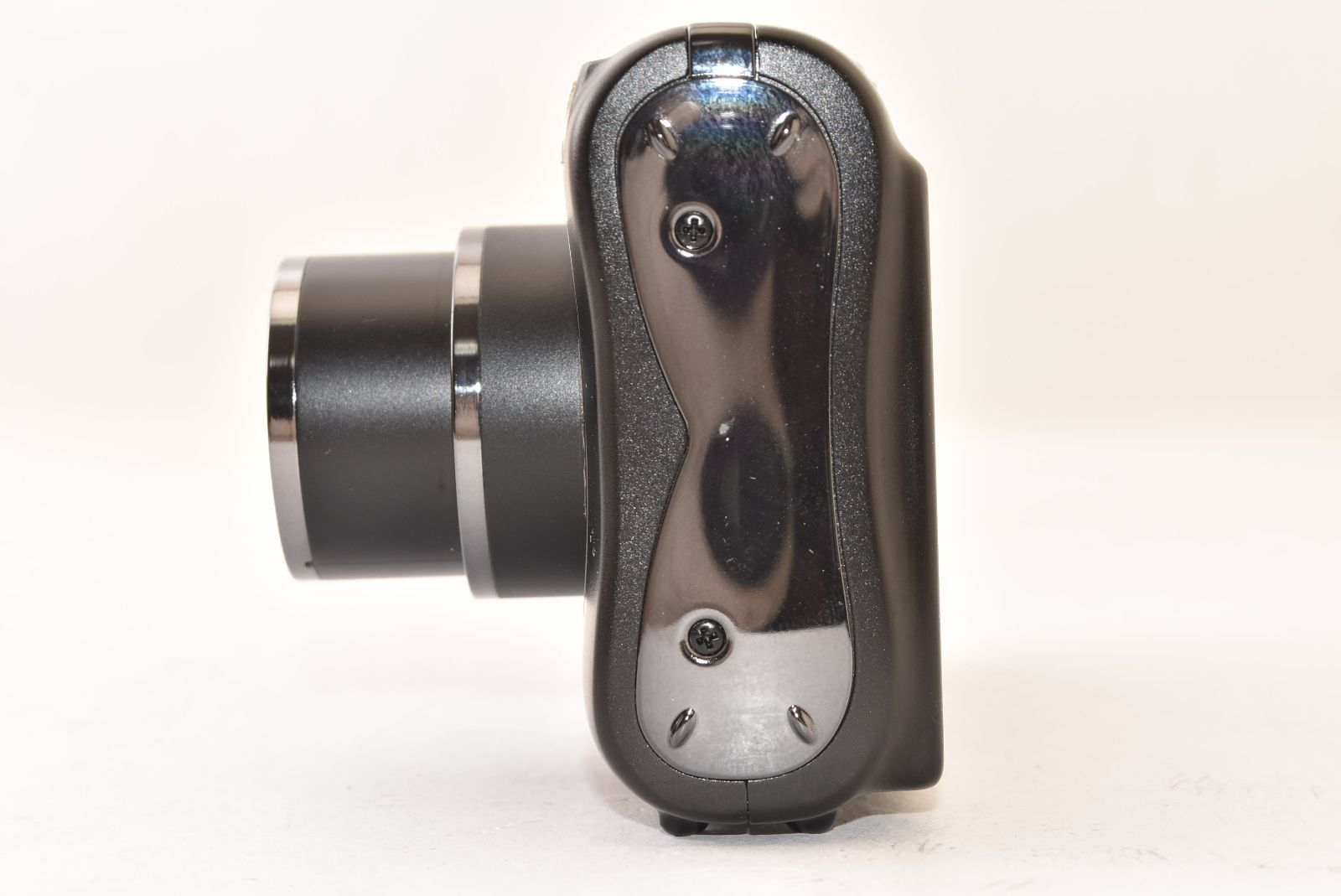 コンパクトデジタルカメラ