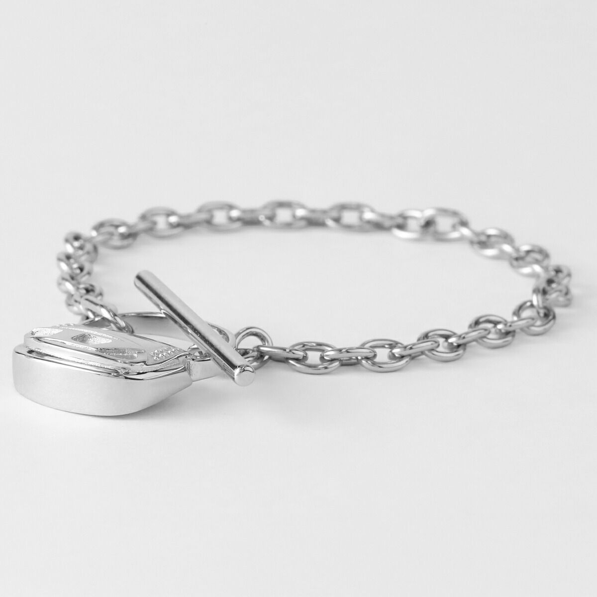 DIESEL シルバー チェーンブレスレット｜Amazon.co.jp: [ディーゼル