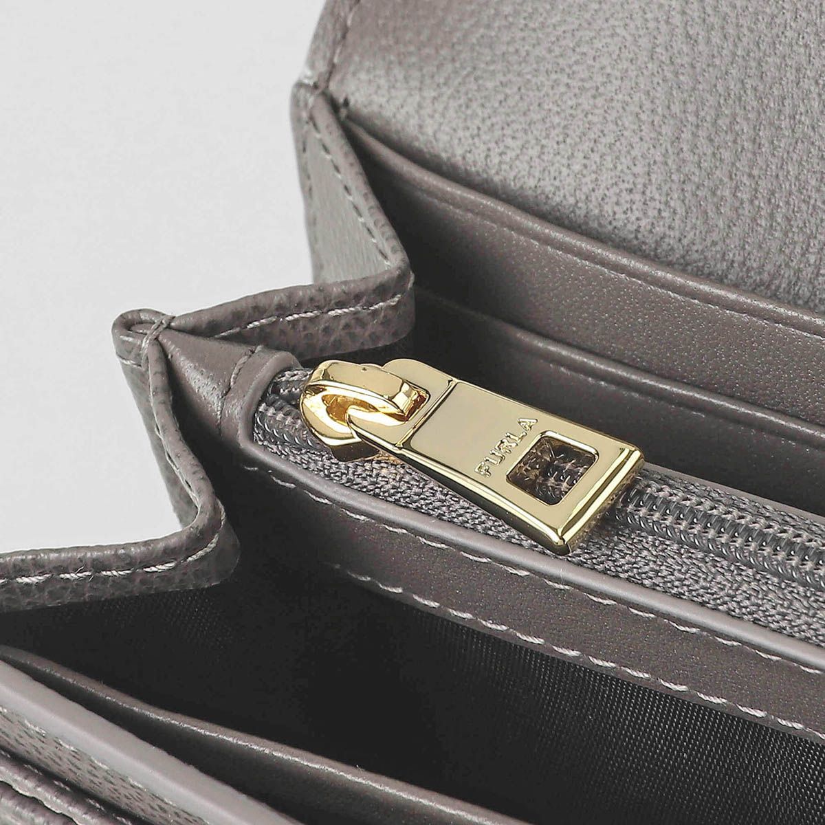 新品 フルラ FURLA 長財布 1927 コンチネンタルウォレット XL アーバン 