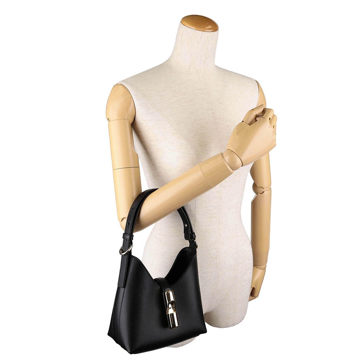 新品 フルラ FURLA ハンドバッグ イリデ HOBO BAG ネロ - メルカリ