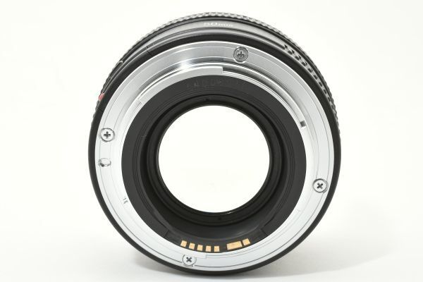 単焦点レンズ フルサイズ対応｜