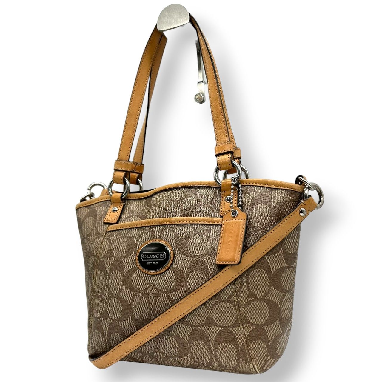 美品 コーチ COACH シグネチャー F20561 2WAY トートバッグ ショルダーバッグ ハンドバッグ 斜め掛け可 PVC レザー 本革 ベージュ ブラウン 茶 ロゴプレート レディース 軽量 撥水 肩掛け キャリーオール 鞄 カバン 通勤 通学 s85 美品 コーチ COACH シグネチャー F20561 2WAY トートバッグ ショルダー