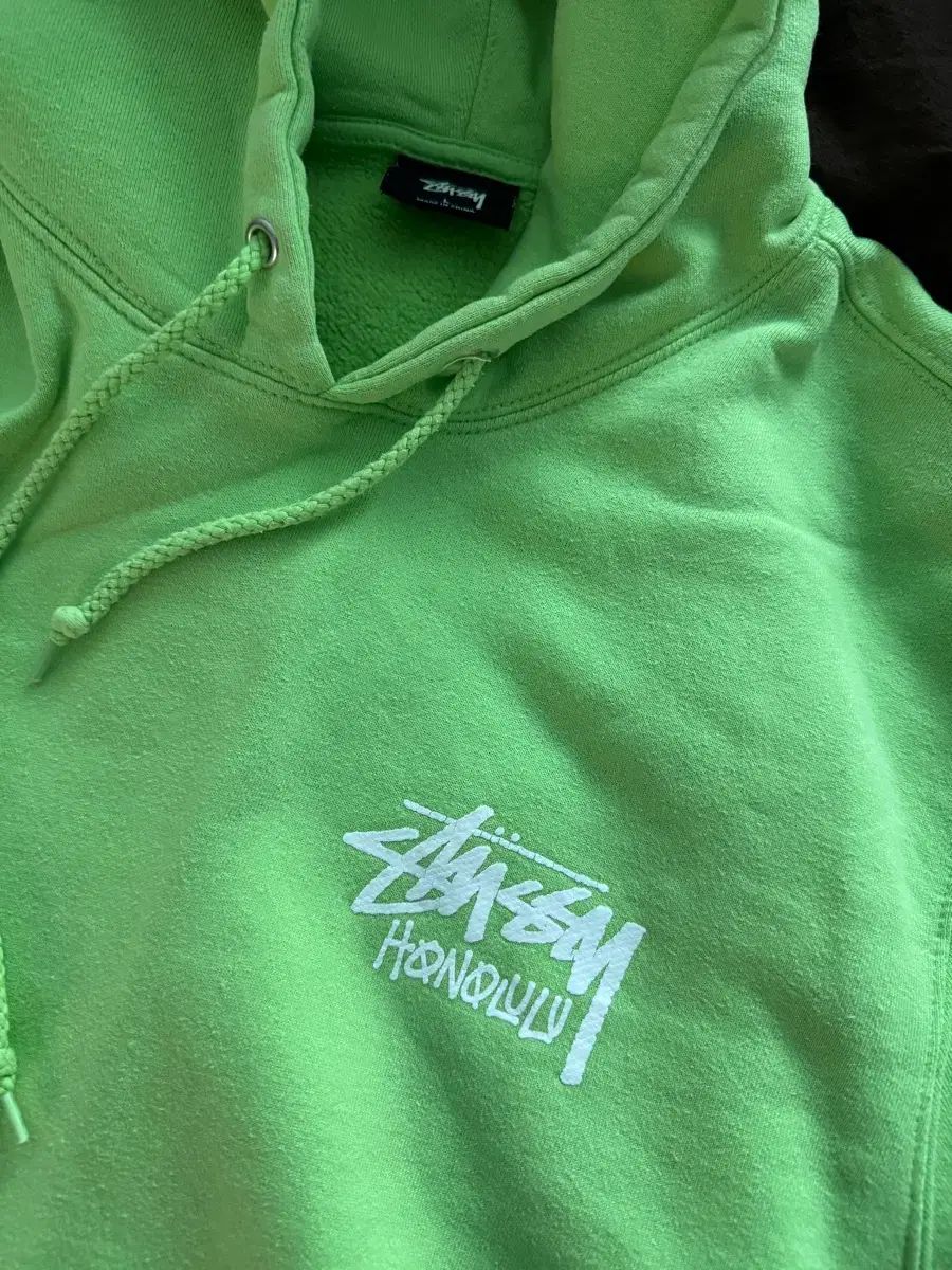 STUSSY ホノルル WHO フードT L