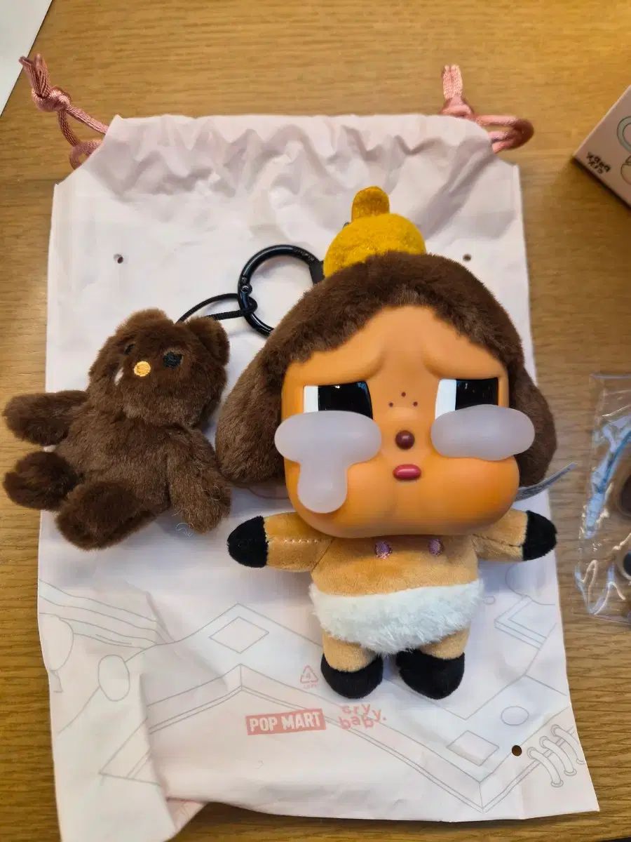 クライベイビー アゲイン シークレットハニー 茶色髪 結婚式対応 キーホルダー キーリング 