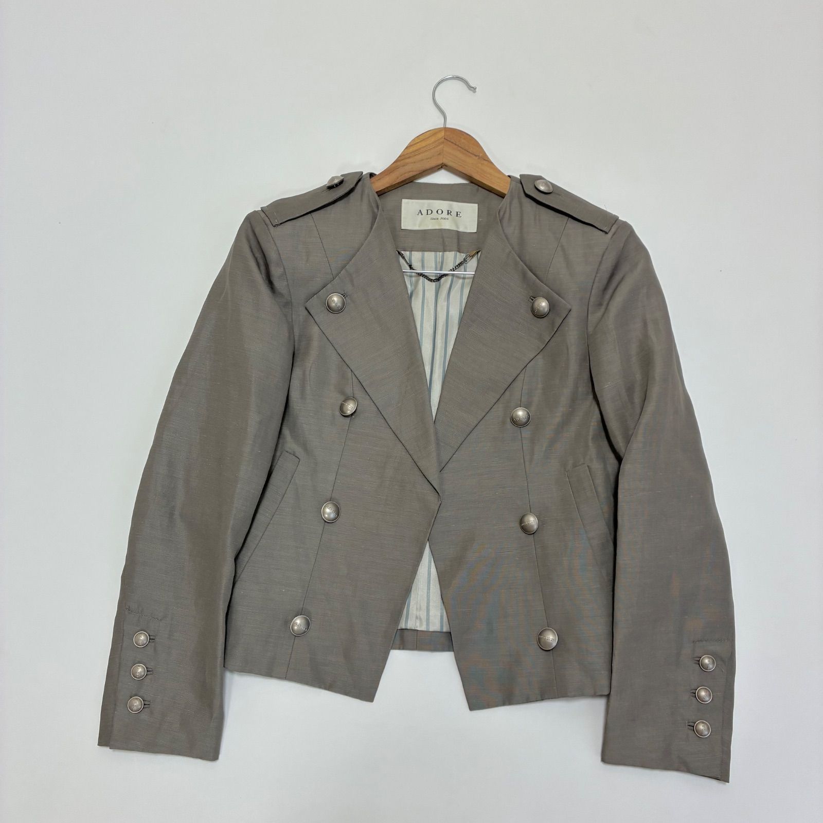 ADORE アドーア☆肩章ノーカラージャケット マリン風 玉虫色 38 羽織り