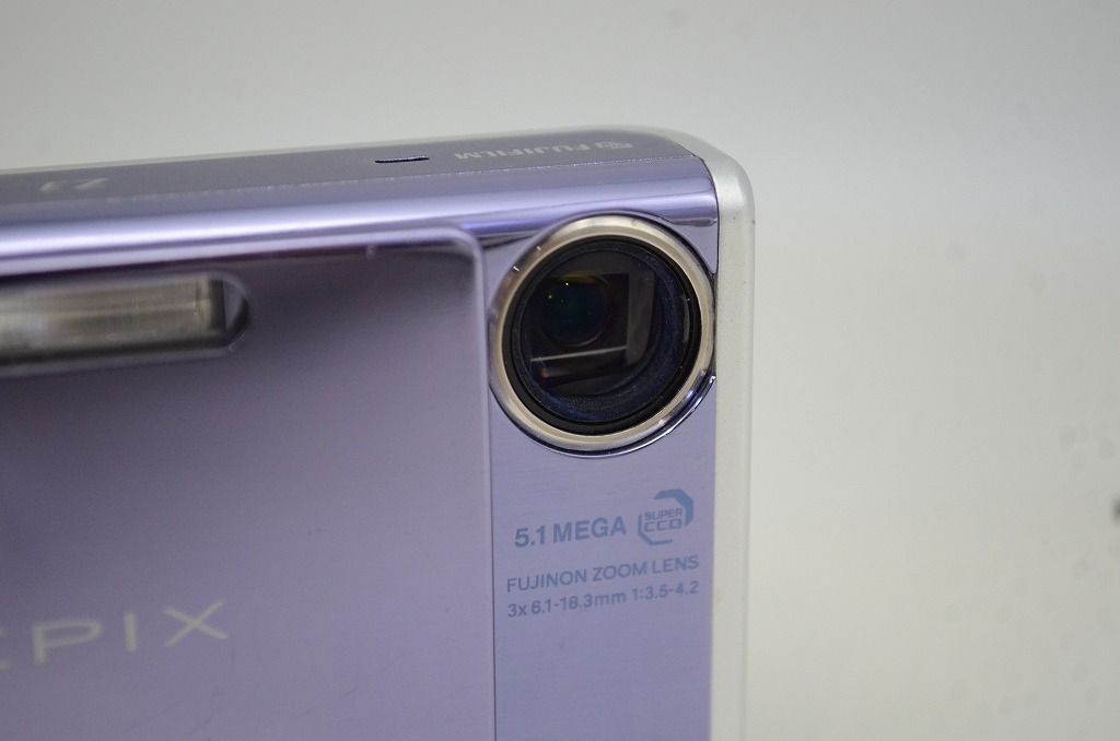 最新 FUJIFILM フジフィルム FinePix Z3 コンパクトデジタルカメラ