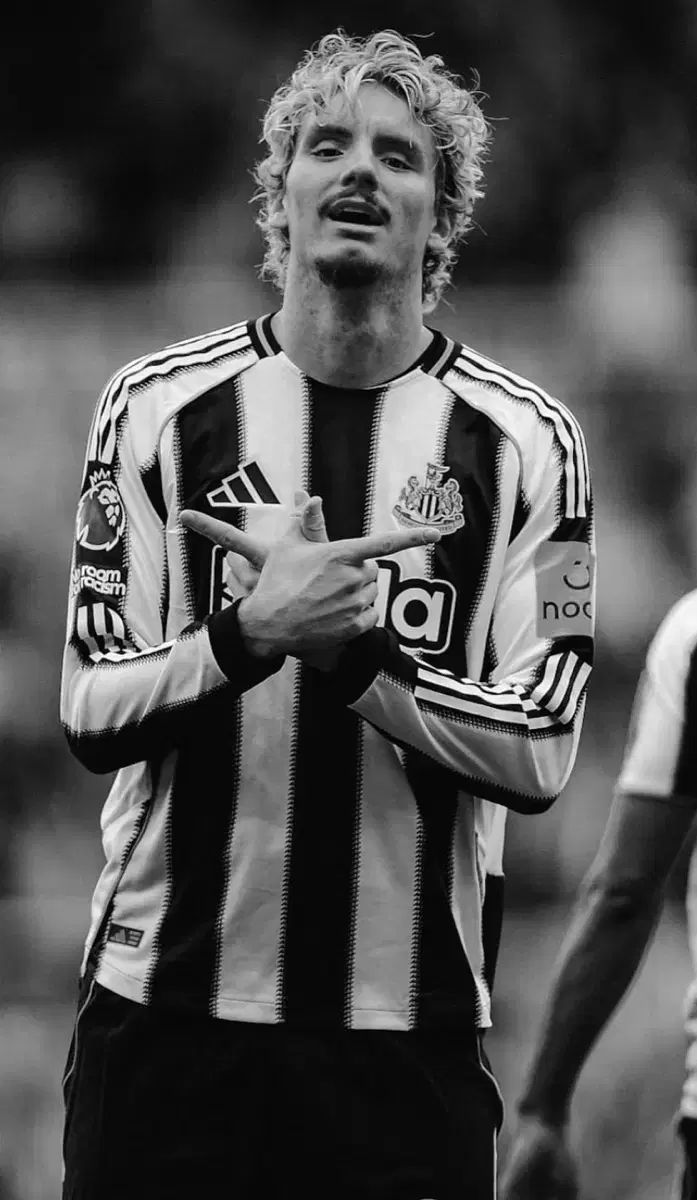 Newcastle United adidas 長袖ユニフォーム 白黒 Newcastle United