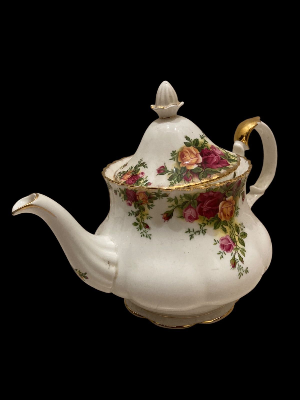 ロイヤルアルバート Royal Albert 英国製Ｌサイズ カントリー ローズ ポット England 廃版品 花柄 ゴージャス ティーポット アンティーク レトロ ヴィンテージ 時代物 古美術 骨董 N 25 L T 31