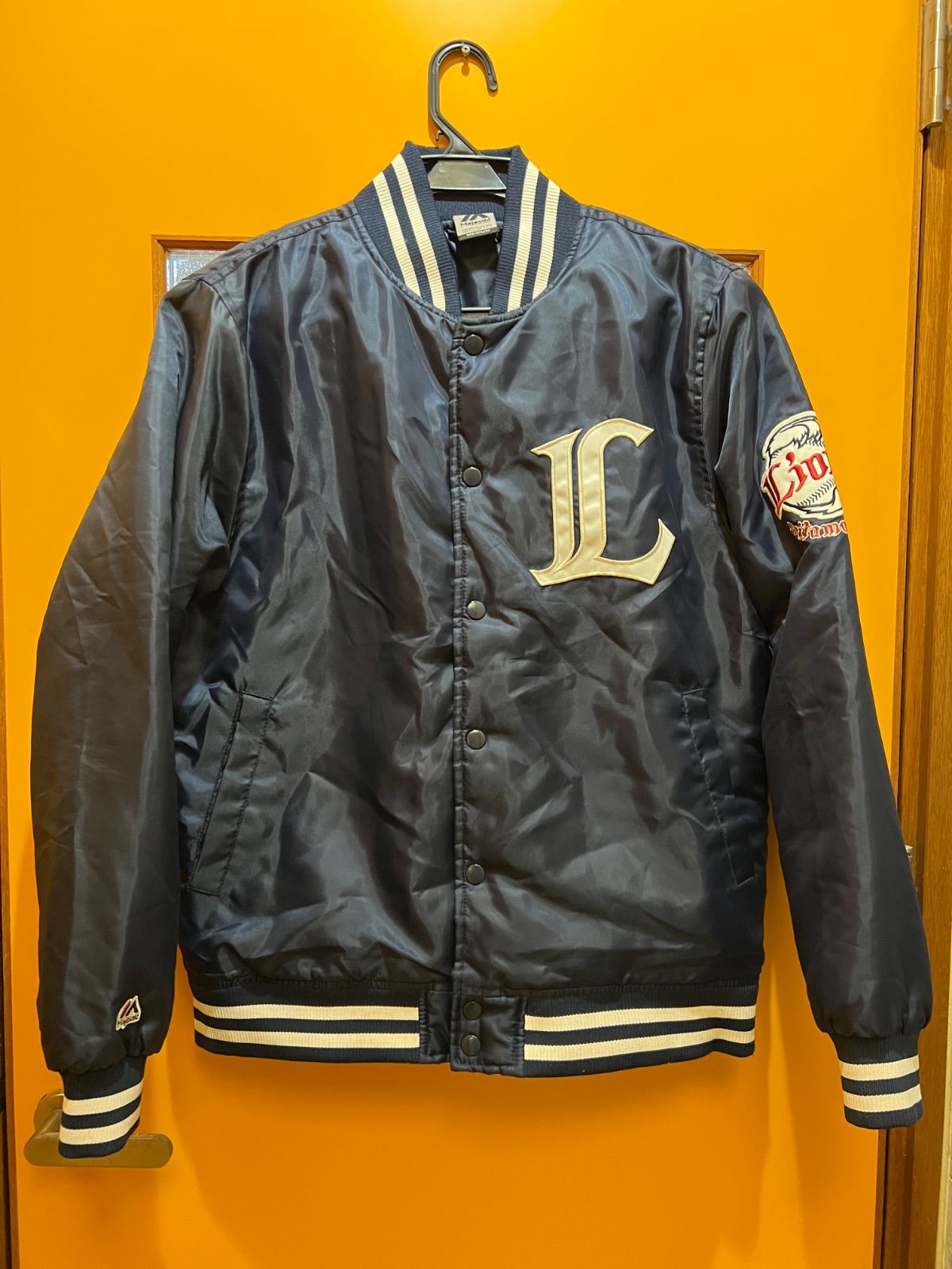 H2-01】◇ Majestic Mサイズ 埼玉西武ライオンズ スタジアムジャンパー