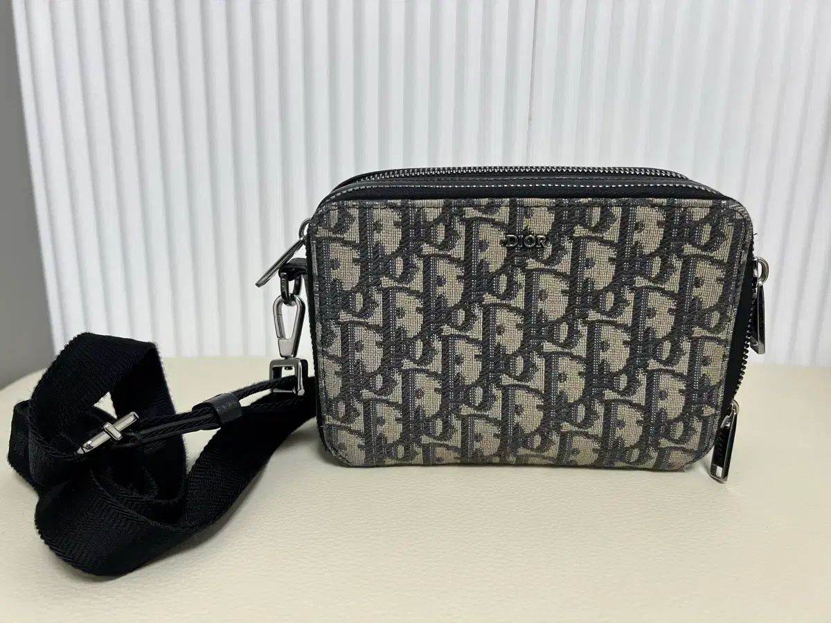 ディオール オブリーク カメラ クロスバッグ