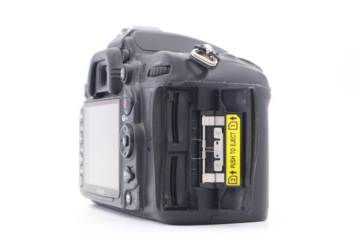カメラ シャッター数 13,343回 Nikon D7000 ニコン デジタル一眼 ブラック (f11946)