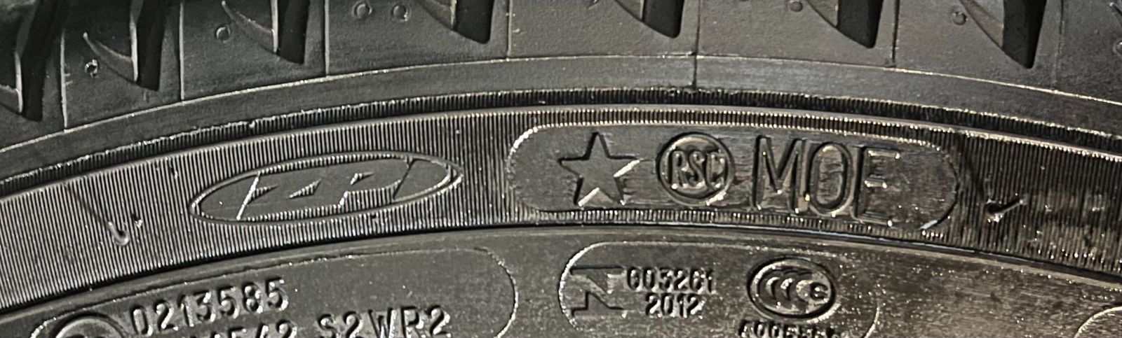  2019年製 約7 5分山 ミシュラン プライマシー PRIMACY 3 ZP RSC MOE ランフラット 275 35 R 19 2本 h_842 19インチ サマータイヤ ノーマルタイヤ