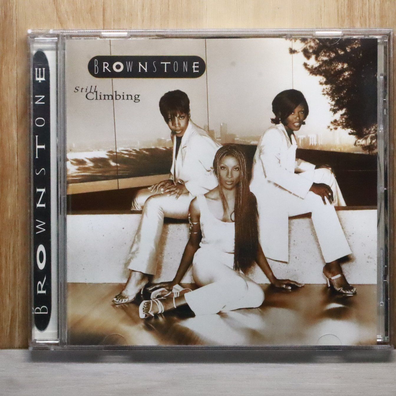 中古CD☆洋楽CD/□ Still Climbing 【4853882/5099748538826】V56046