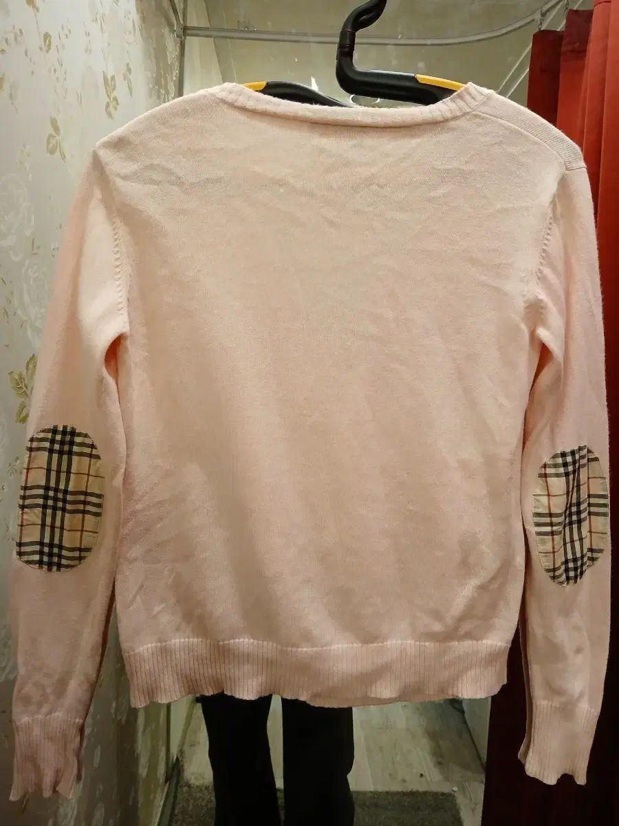7 11 バーバリーエルボーパッチ ピンクカーディガン 12歳用