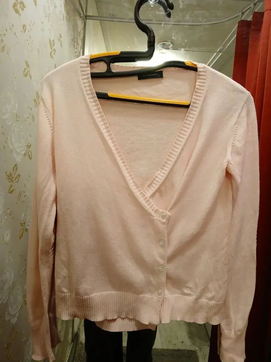 7 11 バーバリーエルボーパッチ ピンクカーディガン 12歳用