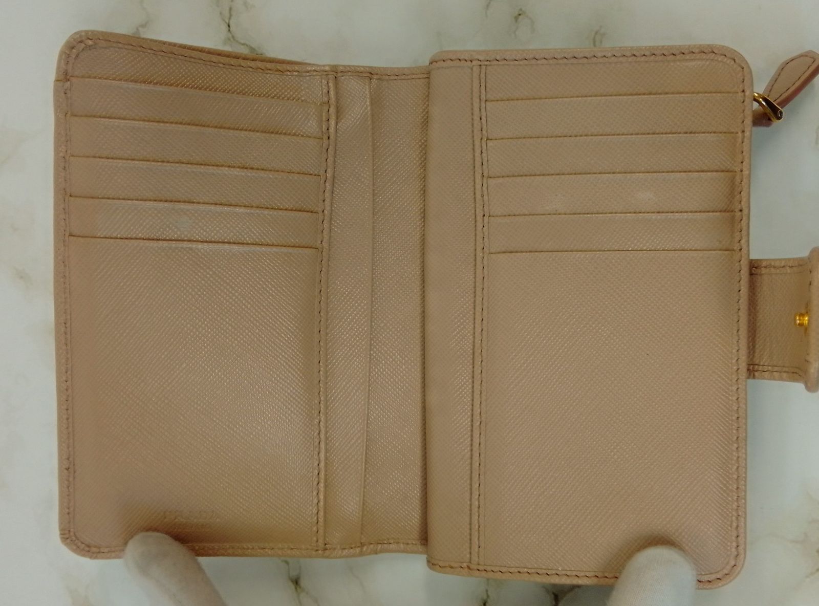  ANG 09 プラダ サフィアーノメタル L字ファスナー財布 ゴールド金具 箱 カード付き 二つ折り財布 折り財布