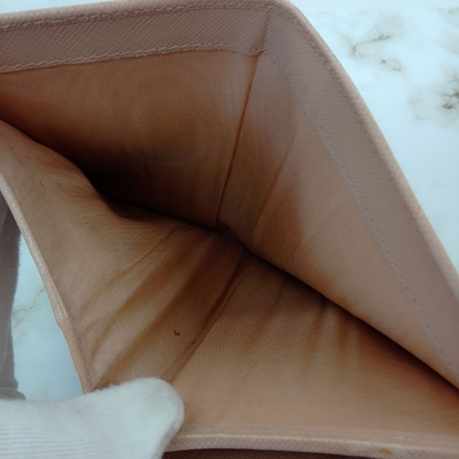 サフィアーノメタル