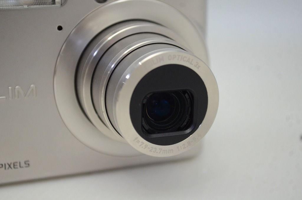  CASIO カシオ EXILIM EX Z 1000 コンパクトデジタルカメラ シルバー 251208 f コンパクトデジタルカメラ デジタルカメラ