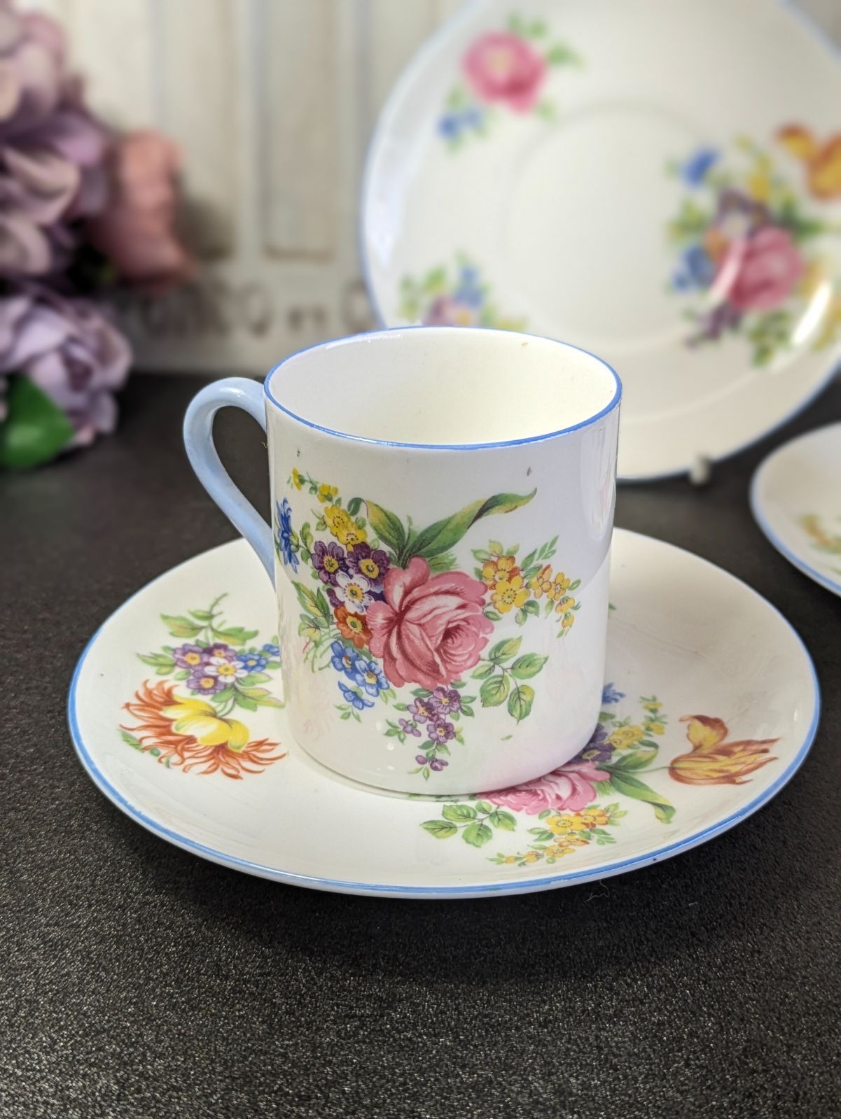 イギリス アンティーク シェリー窯 Shelley デミタスカップ ソーサー 2客 予備ソーサー付き