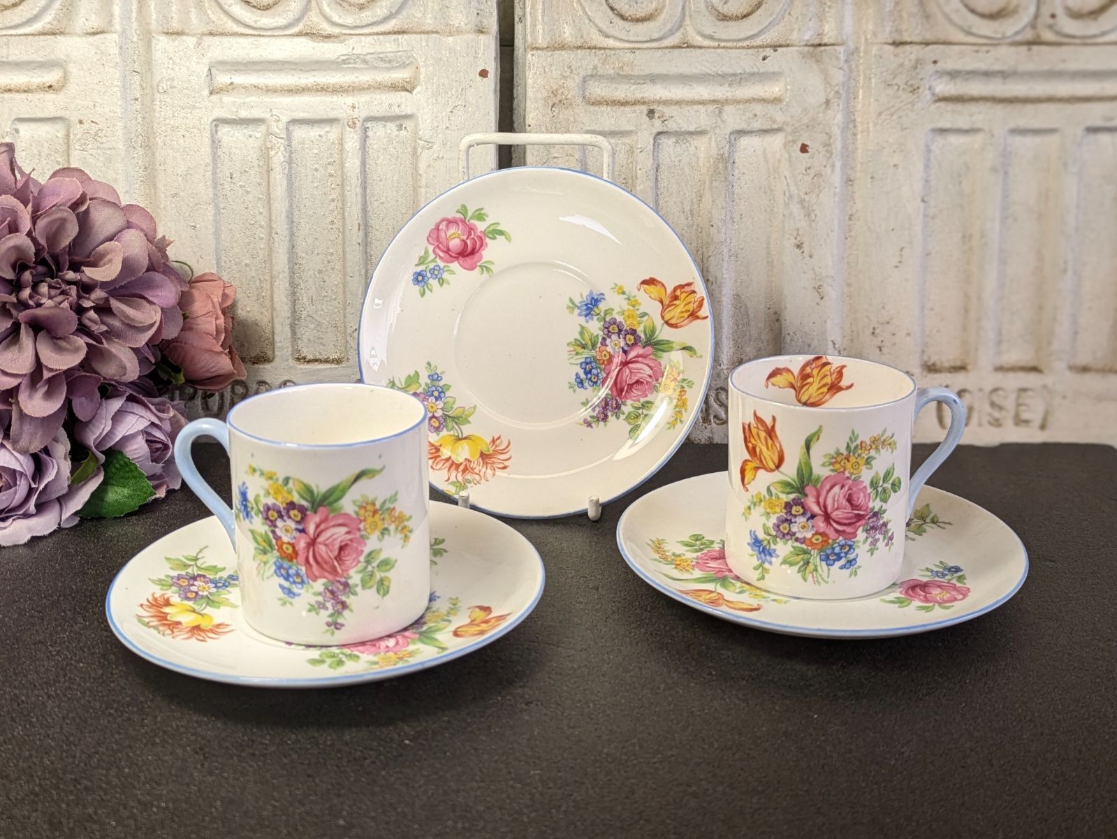 イギリス アンティーク シェリー窯 Shelley デミタスカップ ソーサー 2客 予備ソーサー付き